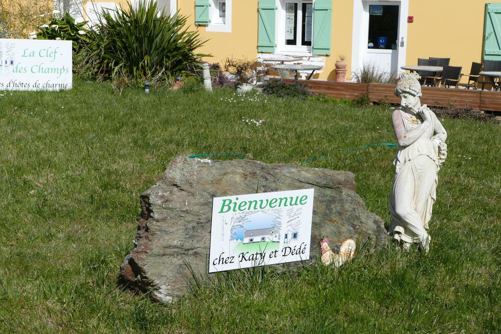 Chez Katy Et Dede Hotel Bangor Bagian luar foto