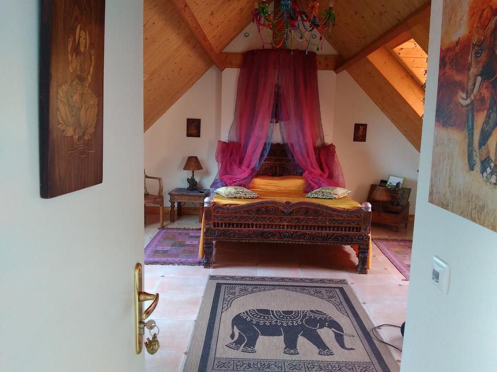 Chez Katy Et Dede Hotel Bangor Bagian luar foto