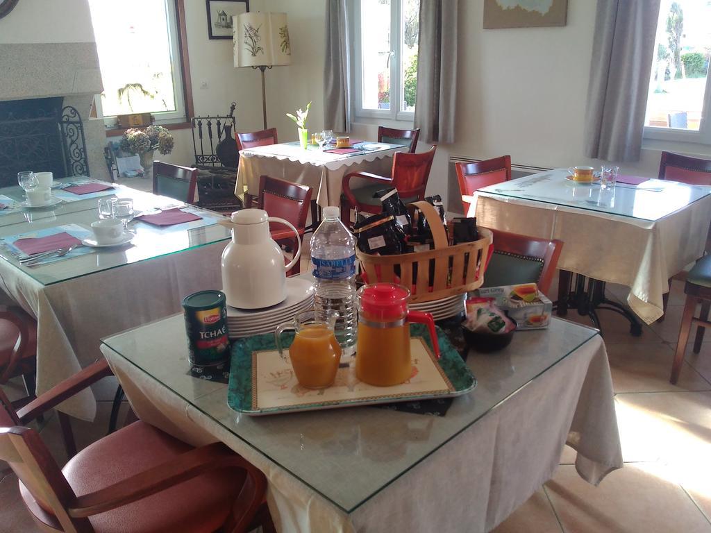 Chez Katy Et Dede Hotel Bangor Bagian luar foto