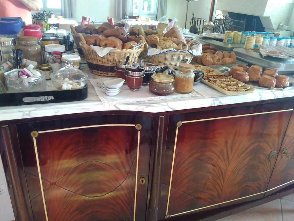 Chez Katy Et Dede Hotel Bangor Bagian luar foto